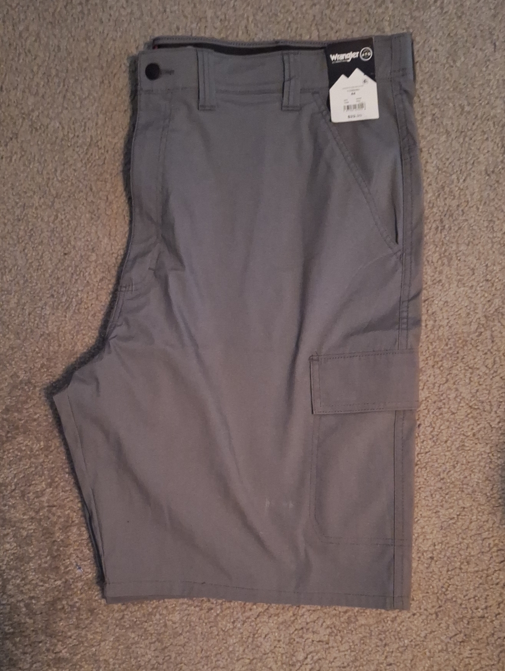 Wrangler Men’s Gray Cargo Shorts